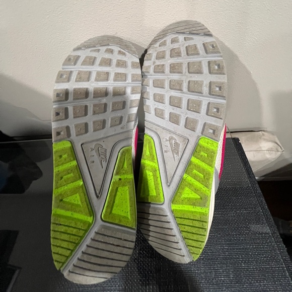 Nike Sneakers - White Pink and Neon Green - Picture 10 of 10